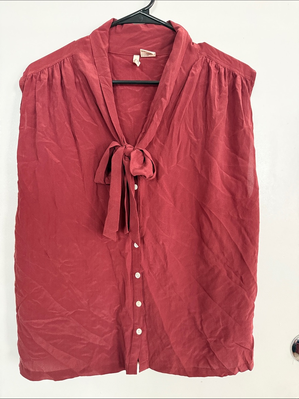 Tie-Neck Button Front Blouse in Deep Rose